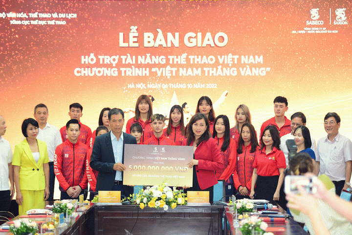 Chương trình “Việt Nam Thắng Vàng” đóng góp 5 tỷ đồng hỗ trợ 50 vận động viên tài năng Việt Nam
