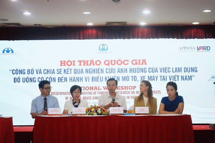 Hội thảo công bố kết quả “Nghiên cứu ảnh hưởng của việc lạm dụng đồ uống có cồn đến hành vi điều khiển mô tô, xe máy tại Việt Nam”