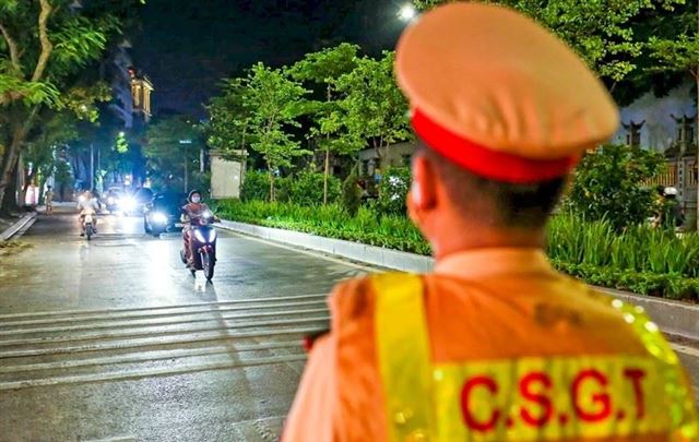 Đừng để việc đo nồng độ cồn thành nỗi ám ánh cho người dân