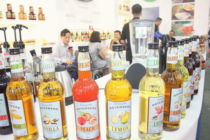 Triển lãm Vietfood & Beverage -  ProPack 2017 thu hút nhiều sản phẩm nước trái cây nhập khẩu