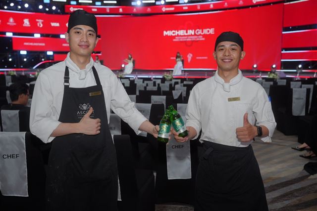 Bia nội địa vẫn được ưu ái trong bối cảnh tiêu dùng mới nhờ lợi thế thấu hiểu về văn hoá
