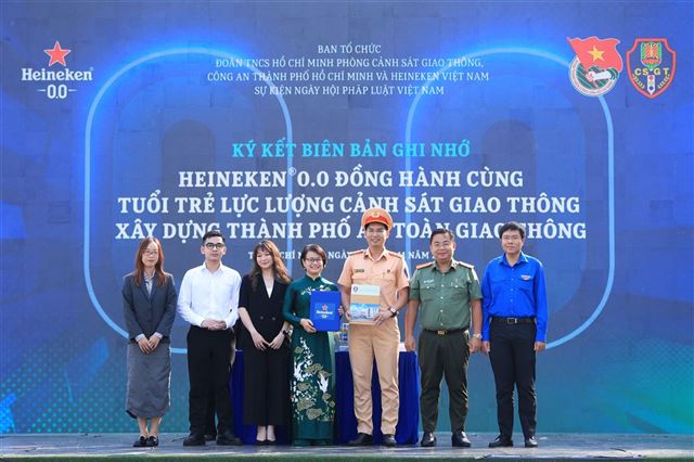Lan tỏa “Văn hóa uống có trách nhiệm” trong mùa lễ hội