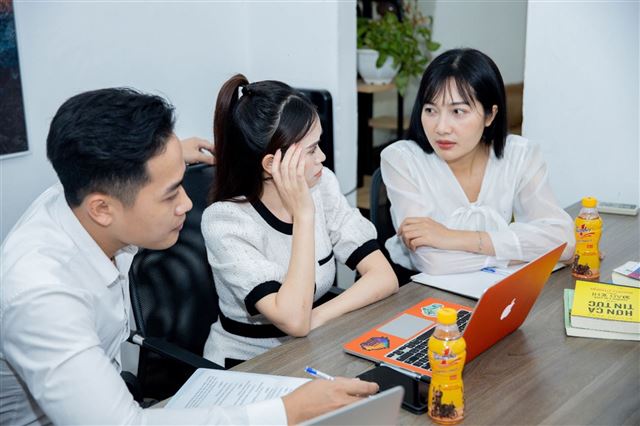 Thực trạng mất tập trung kéo dài ở dân văn phòng