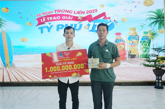 Người tiêu dùng háo hức săn hàng trăm ngàn giải thưởng tiền mặt giá trị trong chương trình khuyến mãi “Xé ngay trúng liền 2024”