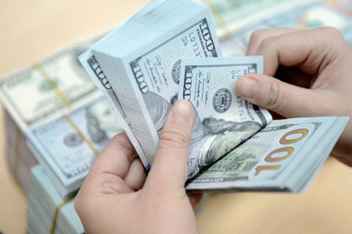 Nhiều ngân hàng đồng loạt giảm giá USD ngày đầu tháng 11