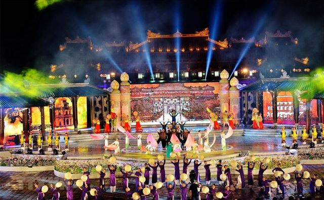 Chuỗi sự kiện văn hóa đặc sắc kích cầu mùa du lịch cuối năm