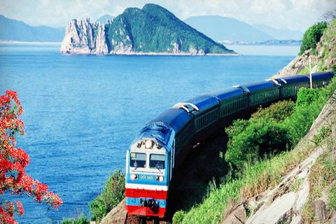 Bắt đầu bán vé tàu phục vụ dịp lễ 30/4, 1/5