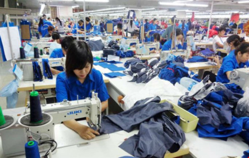Tăng lương tối thiểu vùng: Doanh nghiệp kêu gặp khó khăn