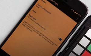 Tránh mỏi mắt bằng chế độ ban đêm trên điện thoại Android