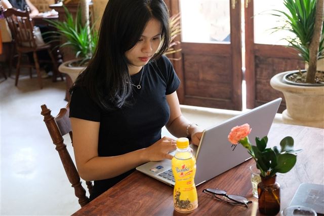 Mệt mỏi với áp lực công việc ngày cuối năm