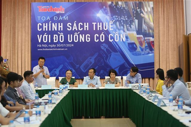Chính sách thuế với đồ uống có cồn: Cần có lộ trình, đảm bảo  công bằng, hài hòa…