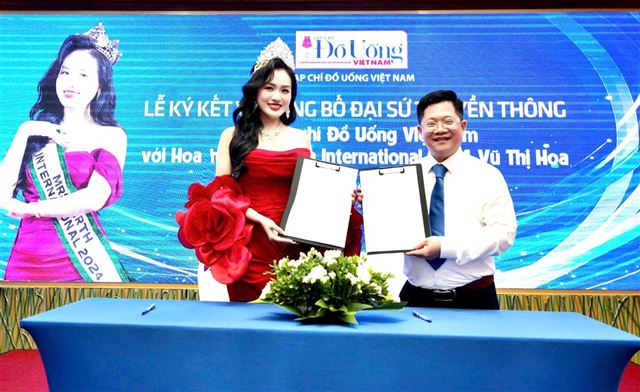 Hoa hậu Mrs Earth International 2024 Vũ Thị Hoa làm Đại sứ Truyền thông của Tạp chí Đồ Uống Việt Nam