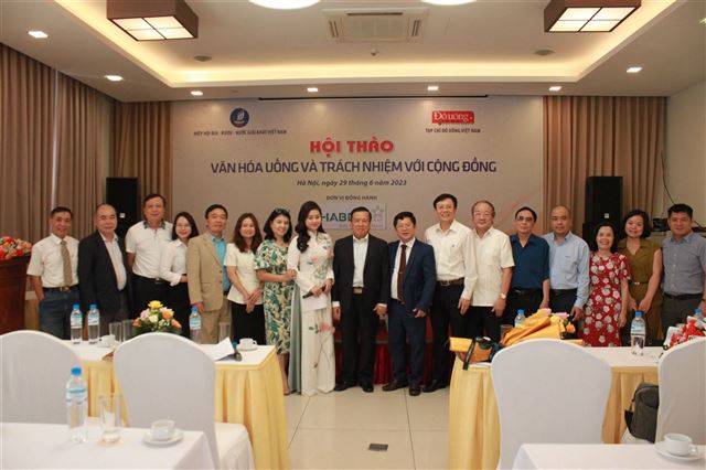 Văn hóa đồ uống và trách nhiệm với cộng đồng